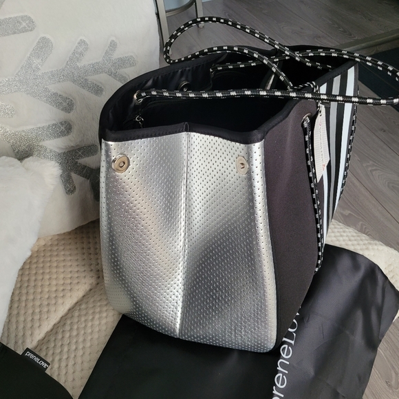 Brand new PRENELOVE large naprene tote and make up bag. 12x15x9 - Picture 9 of 10